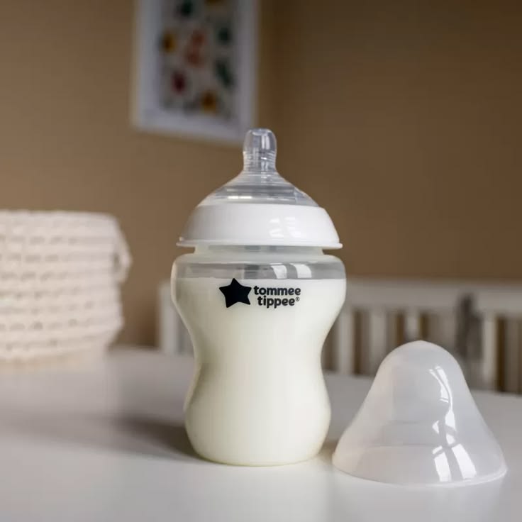 Tommee Tippee Advanced Anti-Colic Baby Bottle – BPA-Free Feeding Bottle